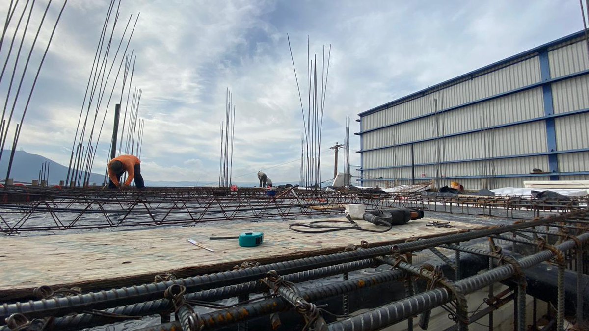 HomeConstr82 tweet picture