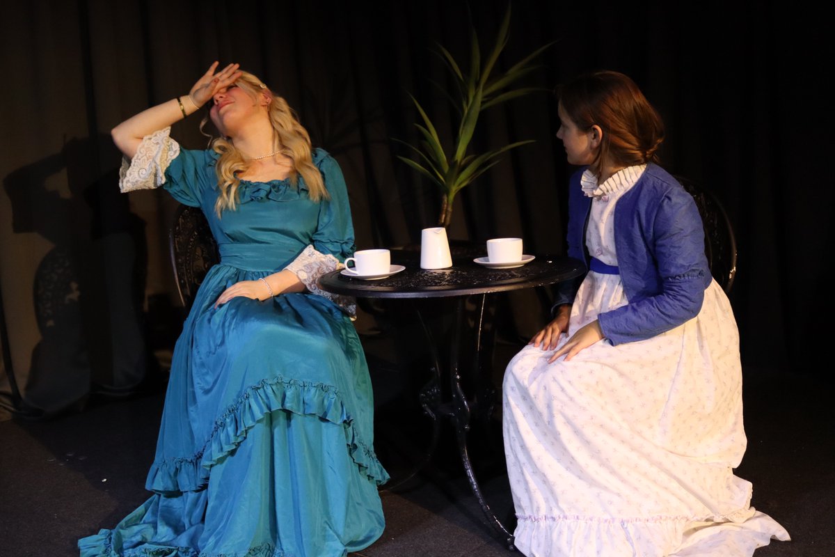 KewHouseSchool's tweet photo. Over the last two nights, students from all year groups staged a brilliant performance of "#TheMoonstone" winter production to a packed audience of enthralled staff and parents. ๐คฉ Congratulations to all our #KHS students & staff, you made us all #SOproud! โญ๏ธ
#TakeABow #KewHouse https://t.co/22FaHMuvib