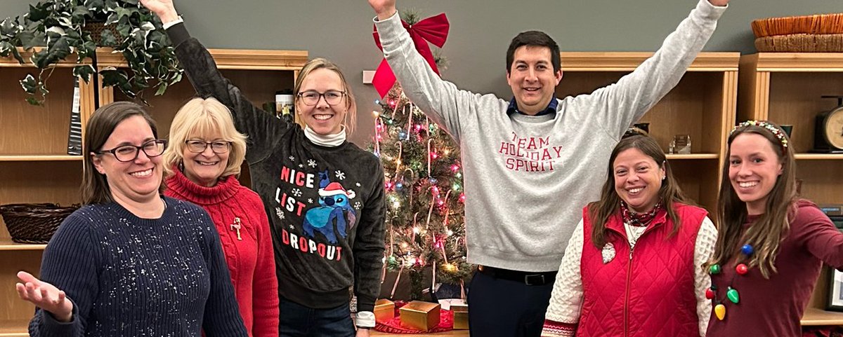 Gilesengr's tweet photo. Let's get festive.  Welcome to Fridays in December!! https://t.co/BltI2CqZMl