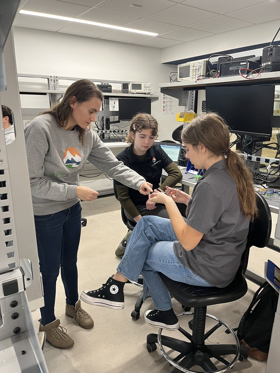 EPICCampusLPS's tweet image. Electronics students were soldering LED key chains. Students learned how to physically connect electrical components that will emit light. #futureelectricalengineer #itsEPIC #youbelonghere #shocking #ourlearningsonfire
