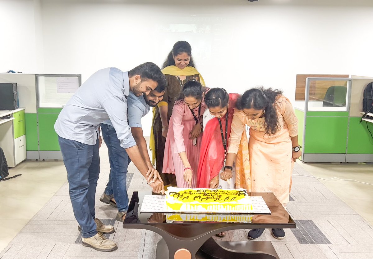 vtgindia's tweet image. 🌟A vibrant day at #VirtualTechGurus! 🎉Honored achievements, welcomed new members, and shared heartwarming moments. From #FunFriday to the #DCDAward ceremony, it was unforgettable! Stay tuned for more glimpses of our team&apos;s unity. Join our #VTGFamily: bit.ly/49ZQIMG