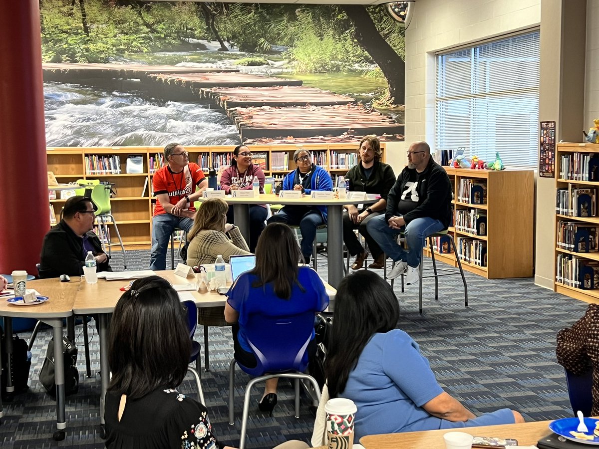 Gonzales_MSMath's tweet image. A special visit to @NISDFolks today where our principals heard from math teachers about their journey with productive struggle in math classrooms. Then a fantastic learning walk to see it in action!