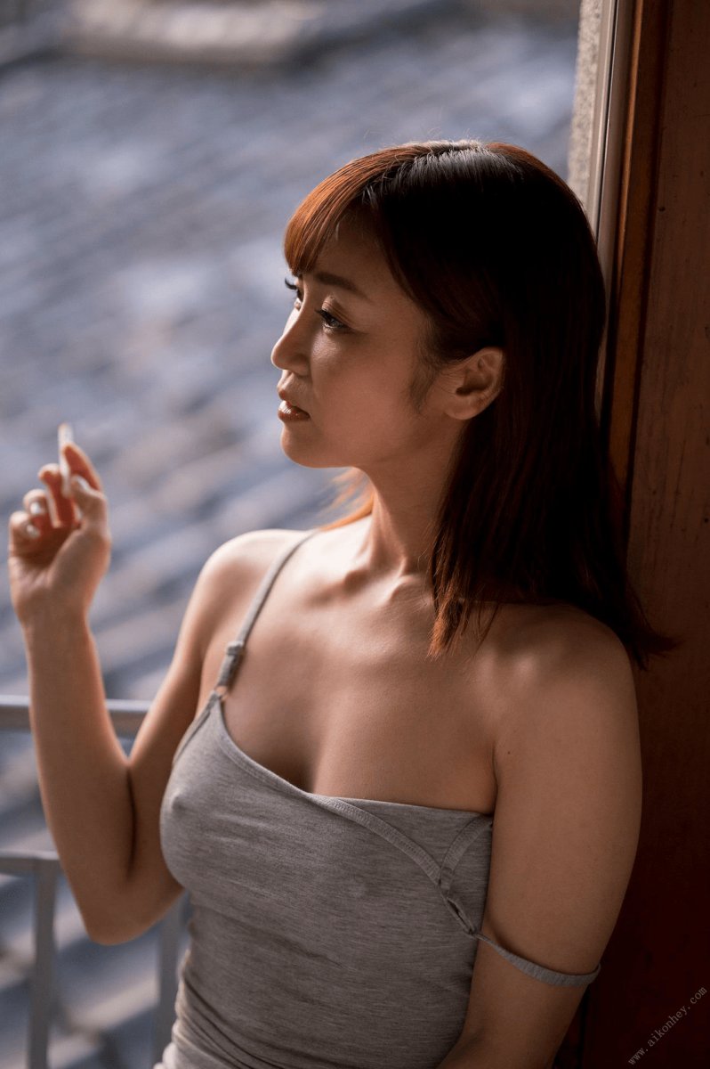 DngL877774's tweet photo. @Yu_ka_oshima Yêu chị oshima ( 大島優香 ) https://t.co/y16qjq69rI
