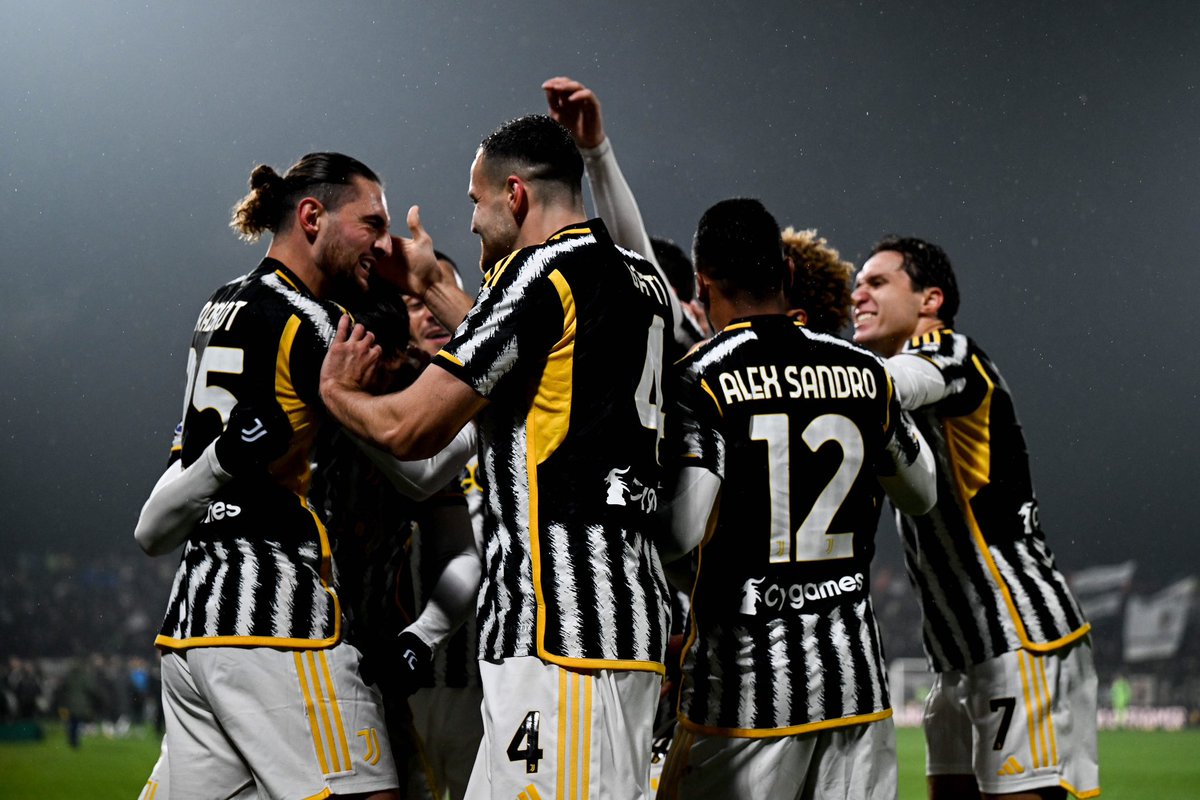 Una squadra che non molla MAI!! Tre punti pesantissimi. Grandi ragazzi 👏🏻 #MonzaJuve