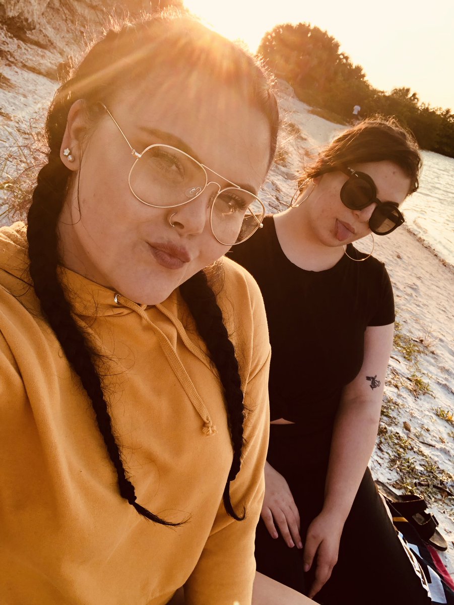 taylor_barkerr's tweet photo. my biggest blessing, i miss you more then i can even handle. wishing you were here to scream big girls dont cry with me. i love you boothang. soul mate, twin flame, my other half. this life didn’t deserve you so i’ll see you in the next🖤 https://t.co/zrN61mhSV6