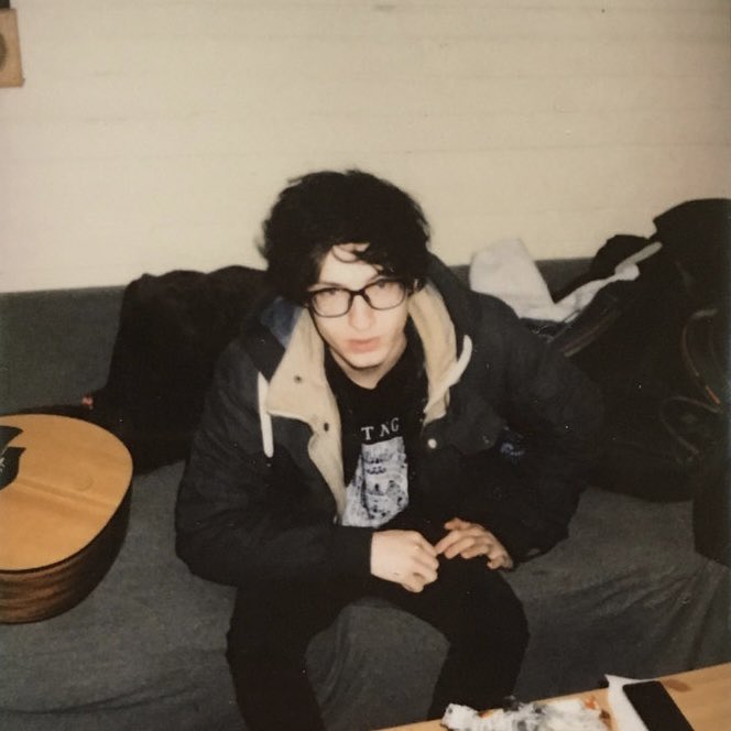 hakanaitheband's tweet image. my new album “天照 (Amaterasu)” is out today, hailed by the new york times as “perhaps the greatest album ever made about wanting to be an itinerant poet in Edo era Japan” please have a listen thank you.