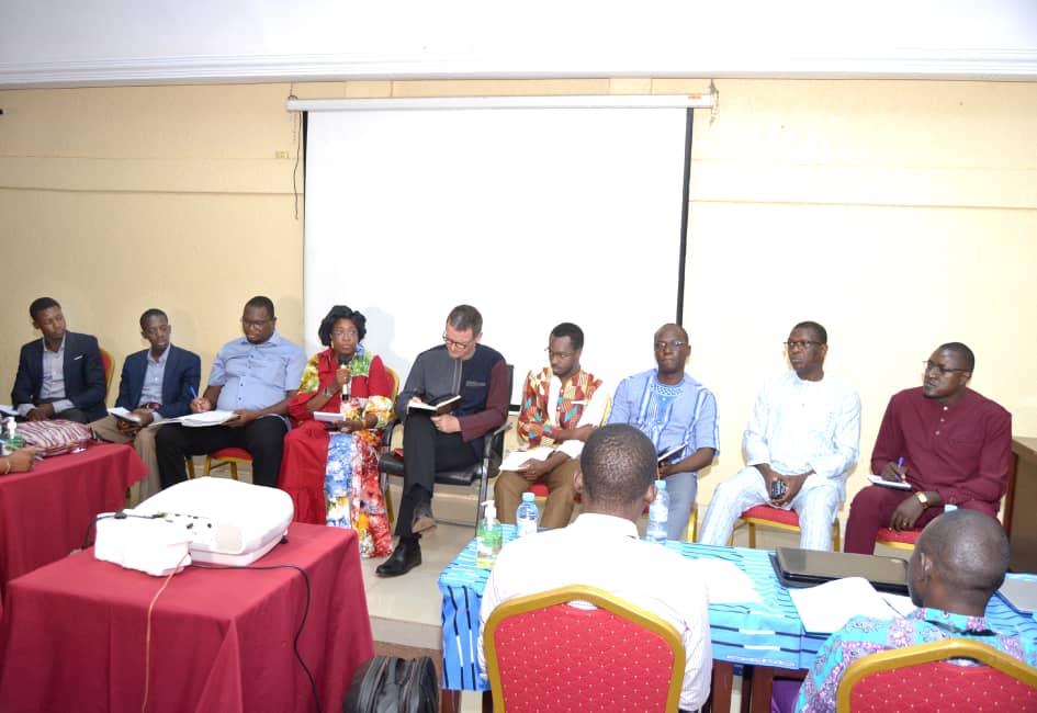 Antibiology &amp; antibiotherapy course, I also contributed in a multidisciplinary round table discussing the state of #OneHealth implementation to effectively address public health issues, with a focus on #AMR. Have also learned a lot from diverse perspectives shared by colleagues.