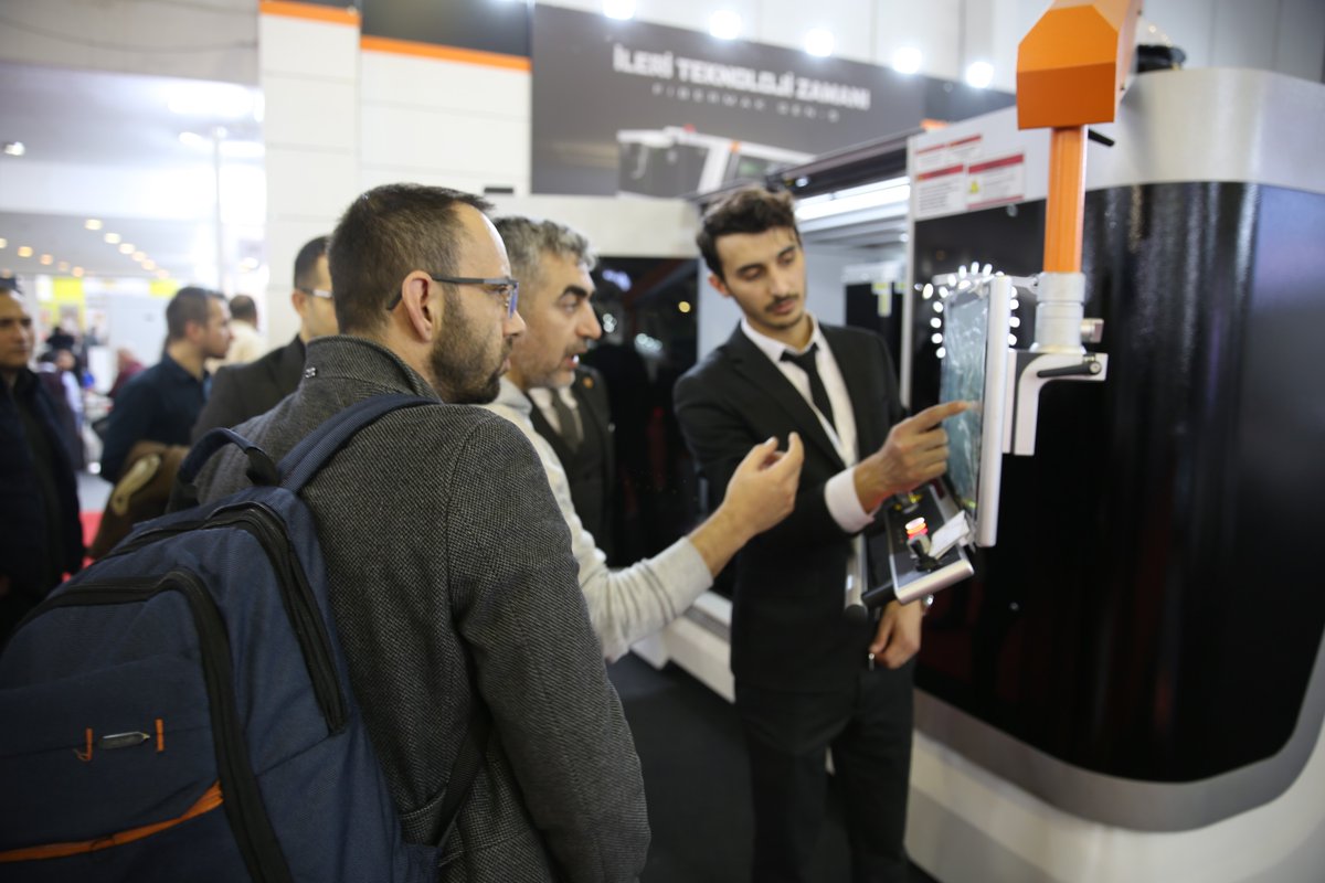ERMAKSANMACHINE's tweet photo. Gelişmiş teknoloji ve yenilikçi çözümlerle tanışmak için Bumatech'te bizi ziyaret edin! Salon:2, Stand:213
#Ermaksan #bumatech #bumatech2023 https://t.co/V8UySxE3gd