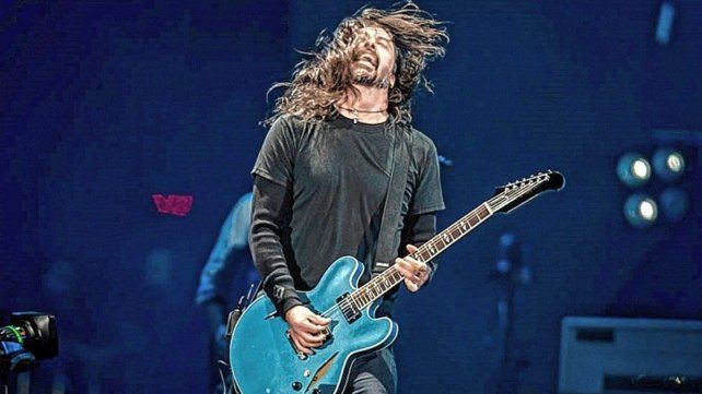 Rock360site's tweet photo. .@foofighters toca a música “Statues” pela primeira vez ao vivo; assista: https://t.co/powW2L7zXx https://t.co/a2HZPZrLMG