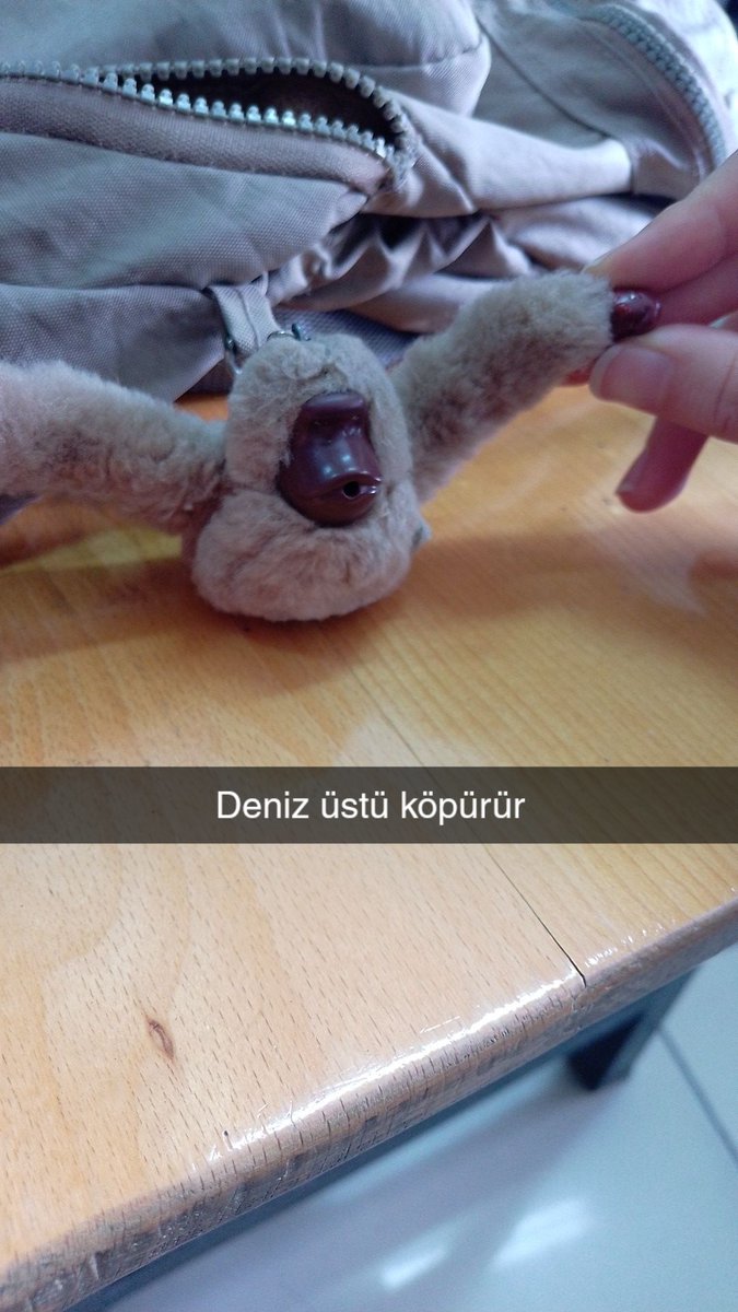 feyz saw louis // FAITH IN THE FUTURE 🌵 (@commonlyftb) on Twitter photo 