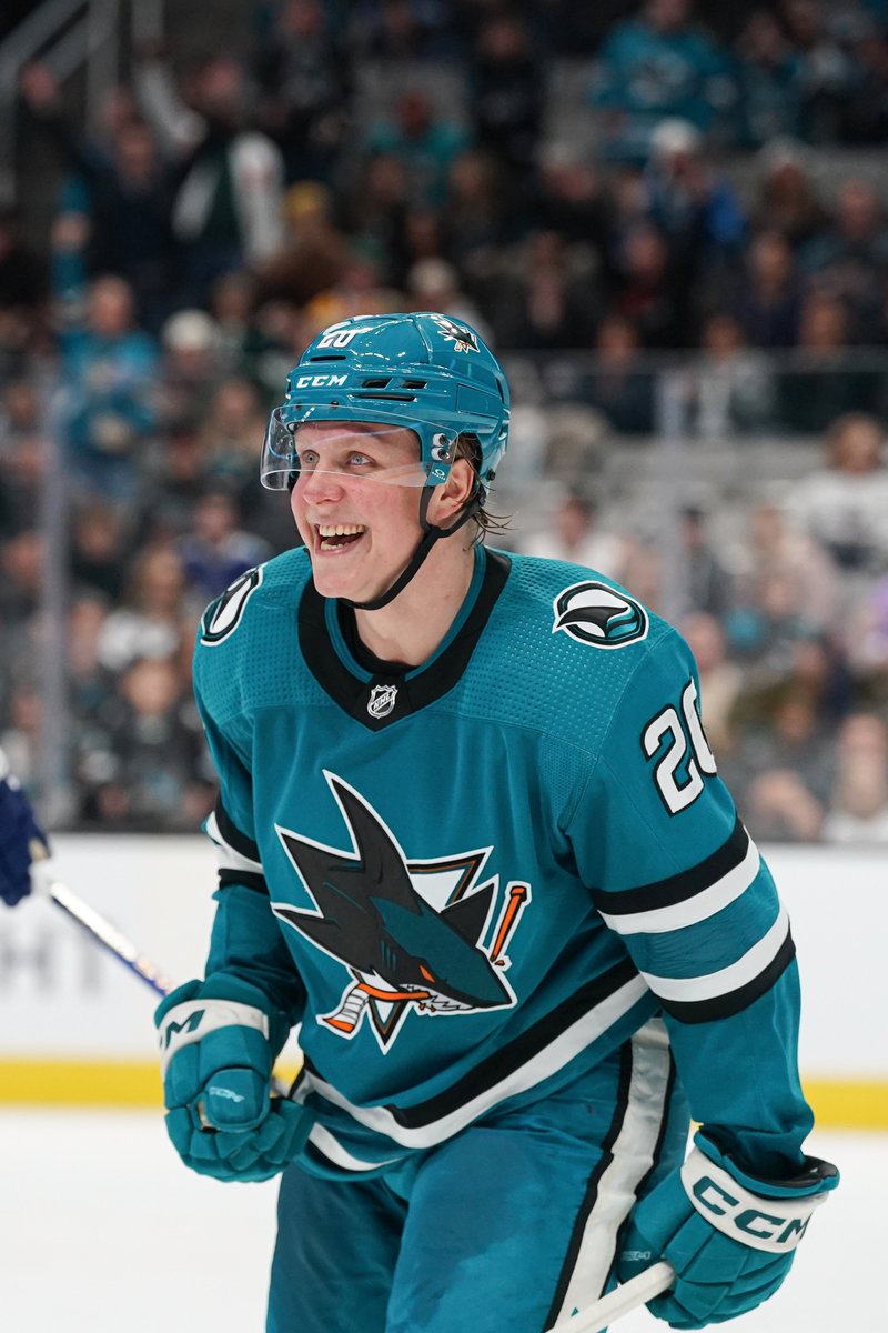 SanJoseSharks's tweet photo. @Ty_Cholo @zettergod20 12/1 - #DailyZ π https://t.co/Pekz8fBm92