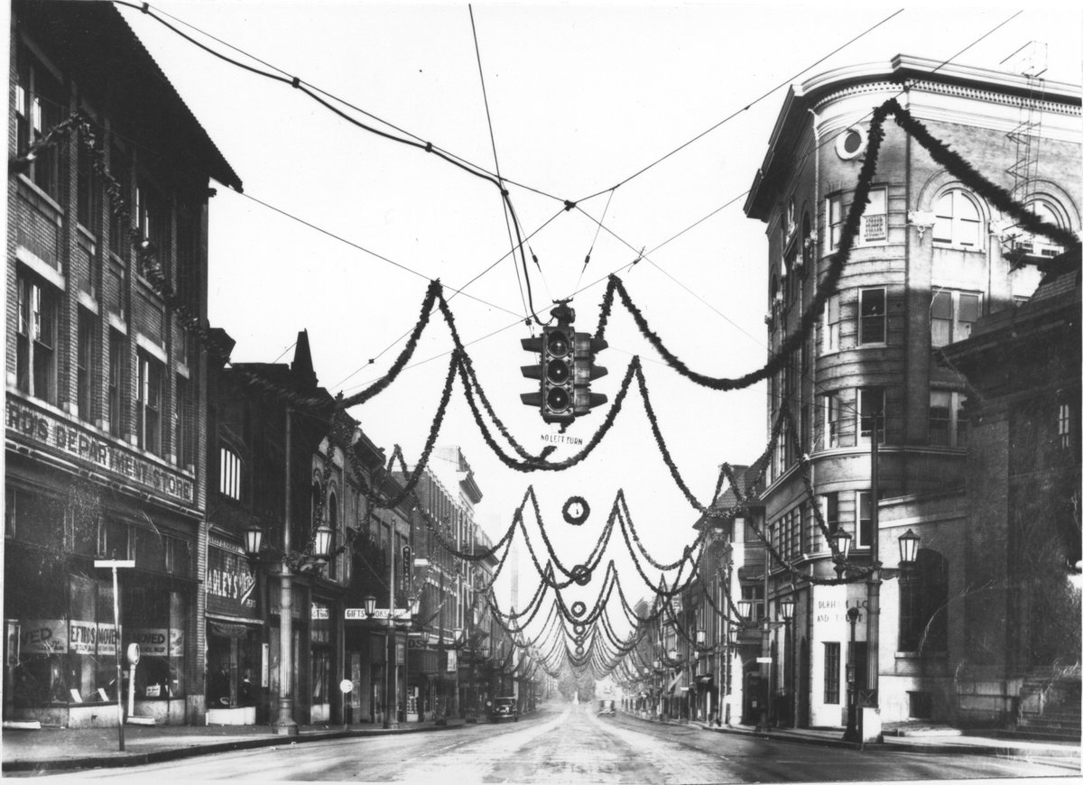 DurhamCountyLib's tweet photo. A very festive Main Street in Durham, North Carolina, circa 1920. #garlandgoals #NormanRockwell #ArchivesHashtagParty #ArchivesGiftExchange
@DurhamNC Do you see your building? π
The North Carolina Collection β Durham history research happens here. https://t.co/UipSvptDCq