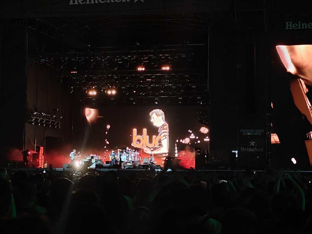 gbranner's tweet photo. @blurofficial @Damonalbarn @grahamcoxon @DaveRowntree @alexjameshq Argentina https://t.co/0YEnvwQQ3y