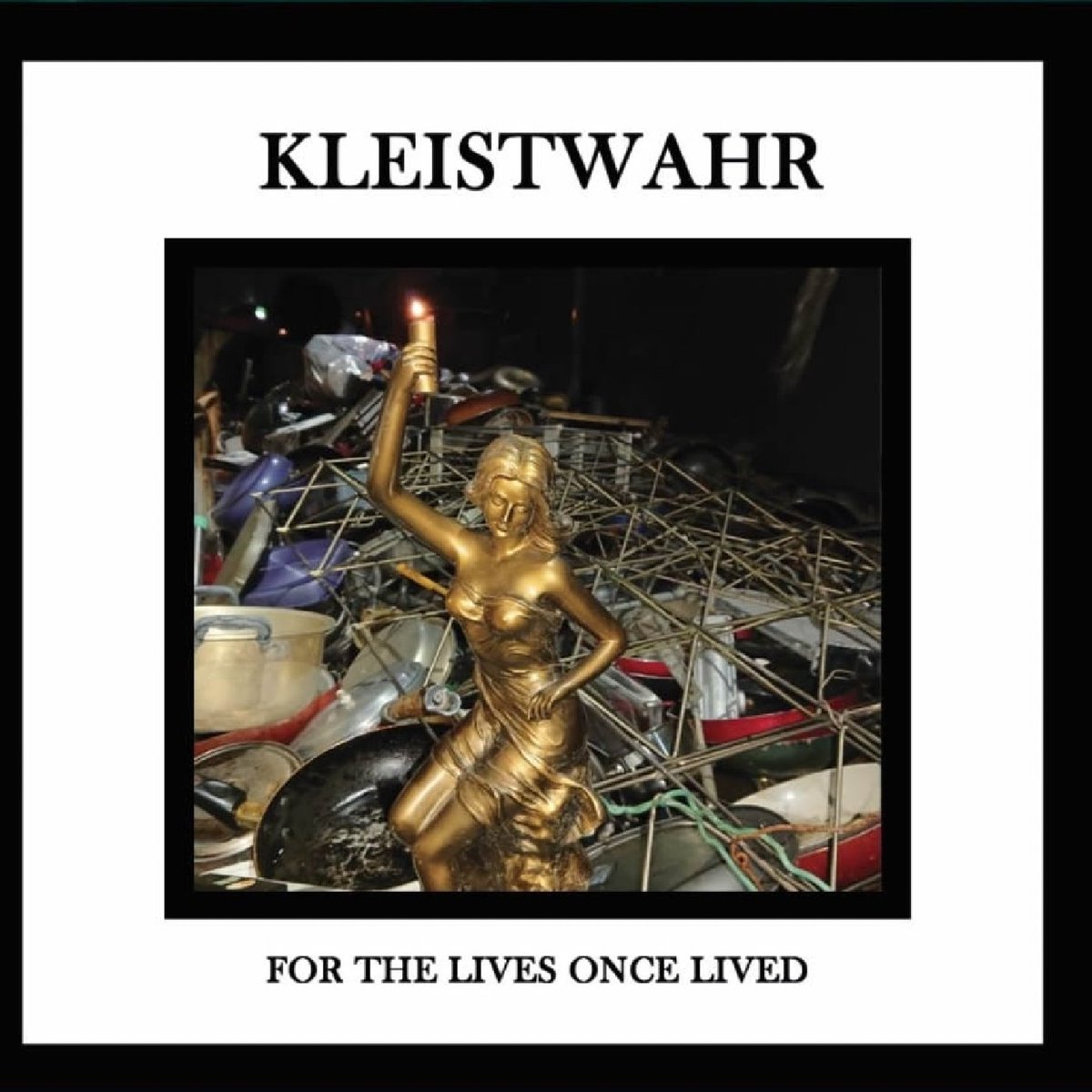 New Kleistwahr CD in shops today or from me here discogs.com/sell/item/2804…
Or here:-
garymundykleistwahrbandcamp.com
#Kleistwahr #fourthdimension #ramleh #brokenflag
