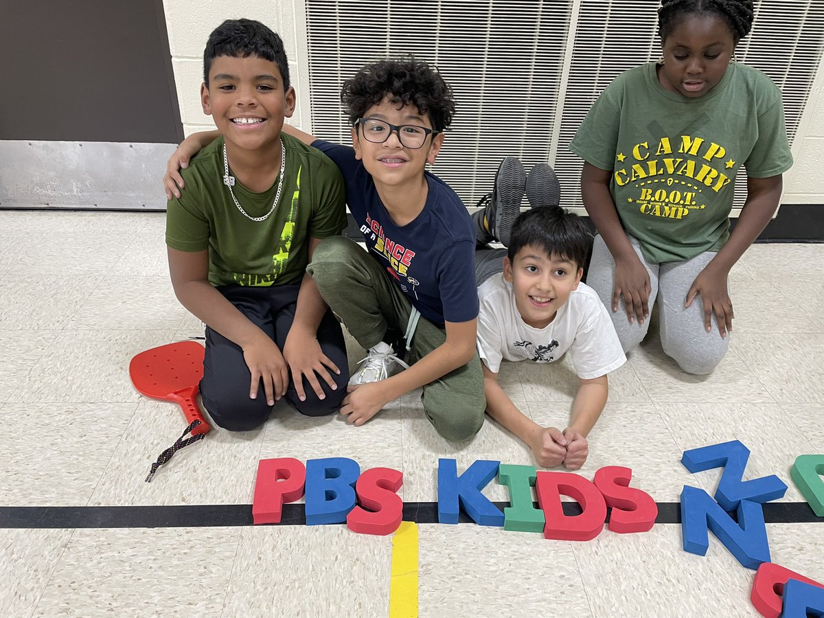 Our 3rd and 4th grade this week played Alphabet Pickleball! Students had to use their paddles to hit a tennis ball and knock down letters. With the letters they get, they have to try and spell a word!