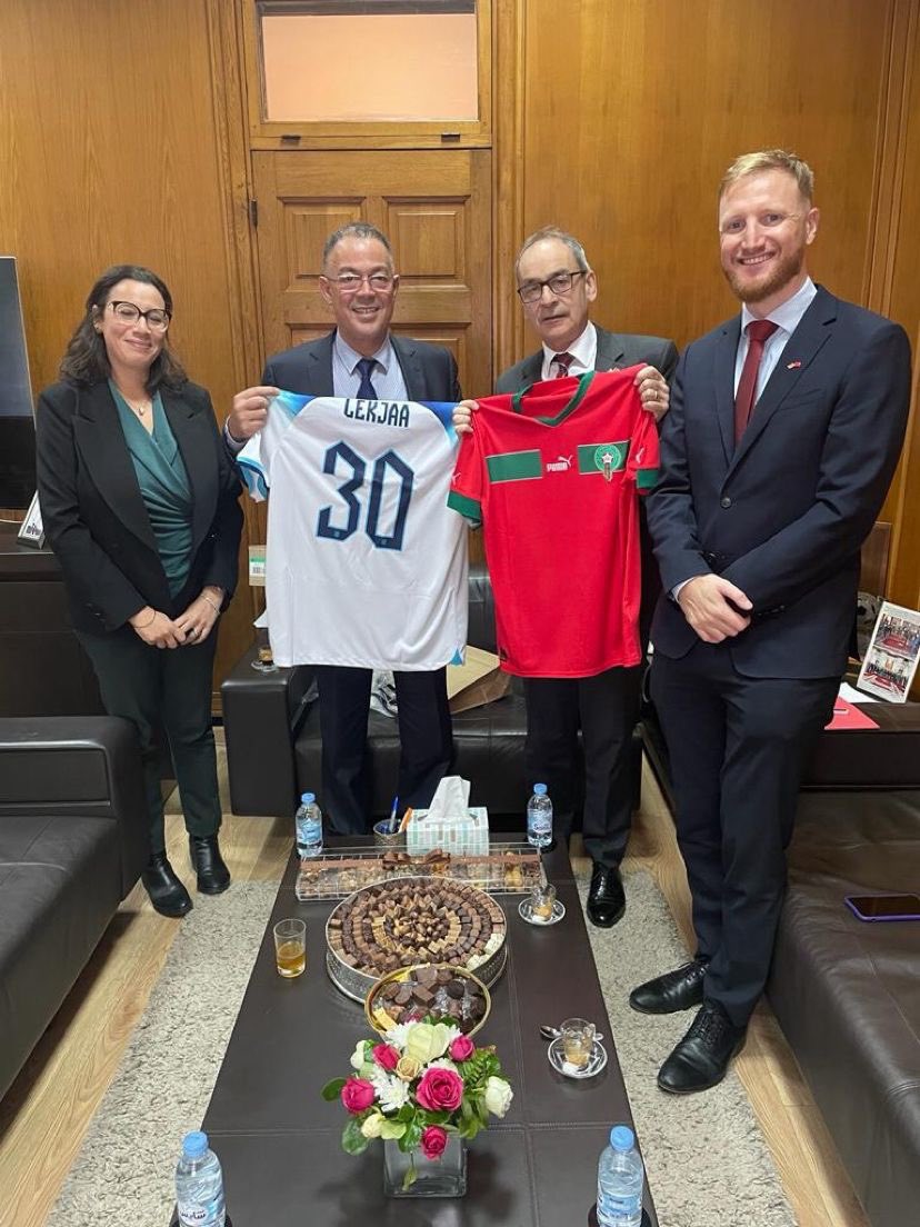 Great discussions with the President of @FRMFOFFICIEL Fouzi Lekjaa 🇲🇦, to explore areas of collaboration ahead of the 2030 @FIFAWorldCup ⚽️🏆 5 of the 7 consortiums shortlisted for the 115K seater #Casablanca stadium include UK 🇬🇧 businesses. @tomhilltrade