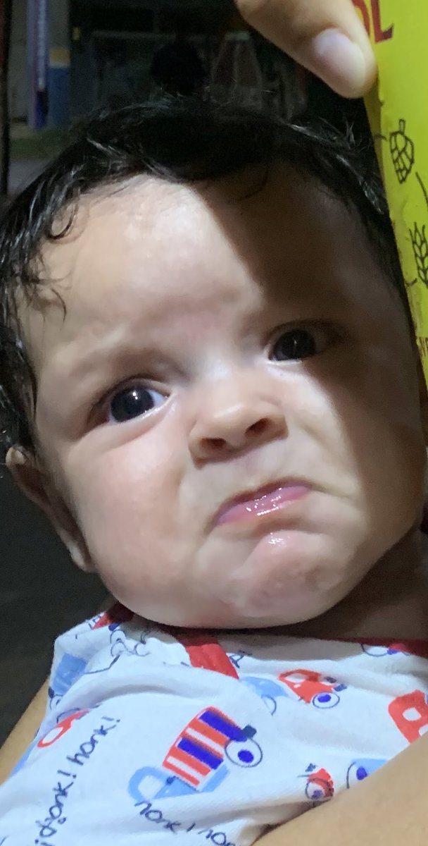 Ahyssaaa's tweet photo. Bebê mais gostoso do mundo fazendo biquinho pra chorar🥹😭 https://t.co/vb4qZglQfD