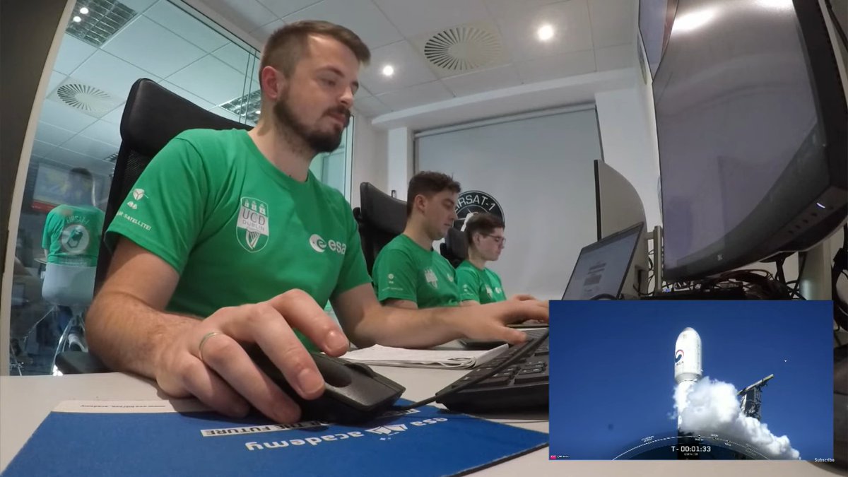 VickiCocks15's tweet photo. Go #EIRSAT1 #GoFalcon9 #GoSpaceX GO IRELAND! https://t.co/OZw69b67su