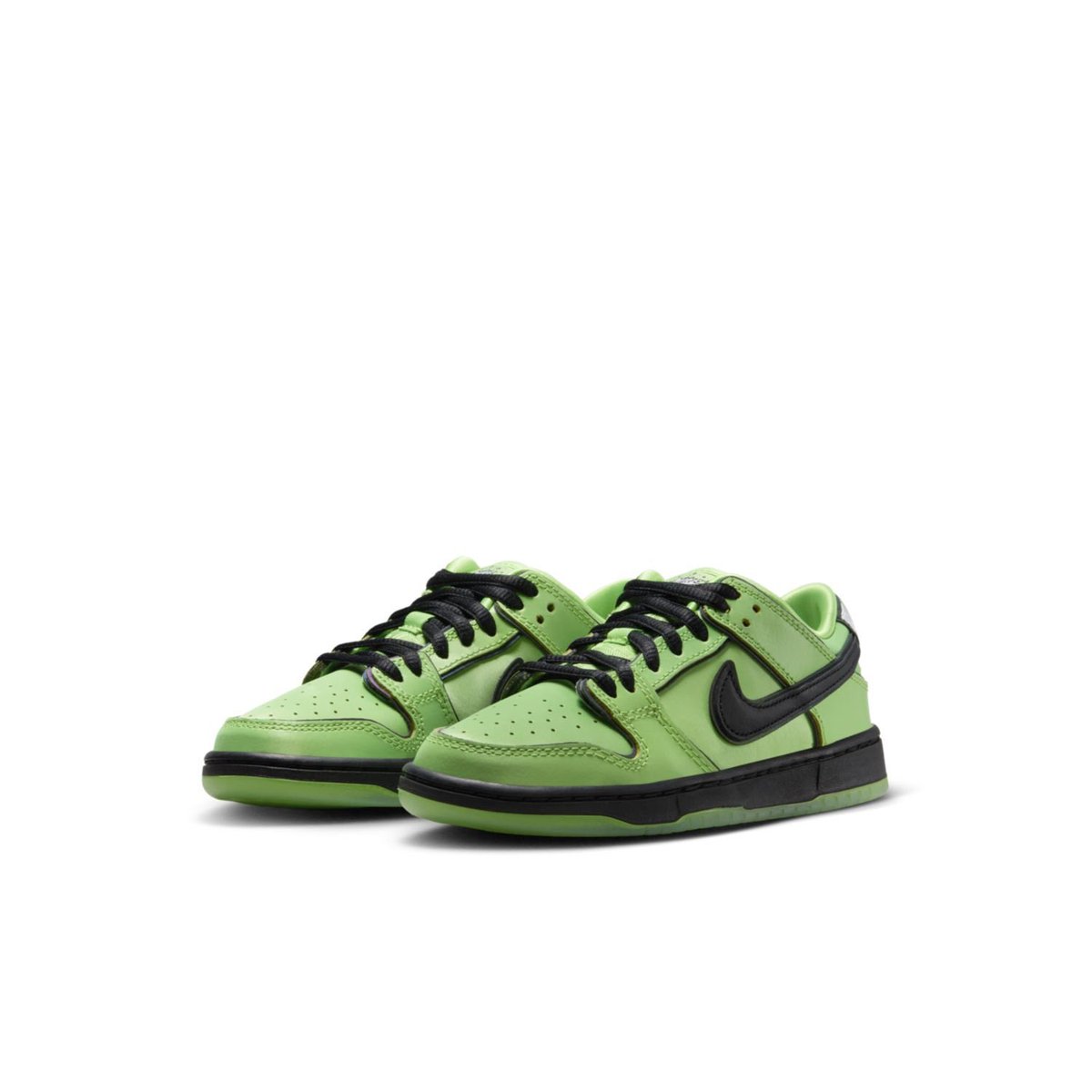 Sneakerologue's tweet photo. Images officielles de la collection Powerpuff Girls x Nike SB Dunk Low PS

📆: 15 Décembre https://t.co/MhsvNPZEL9