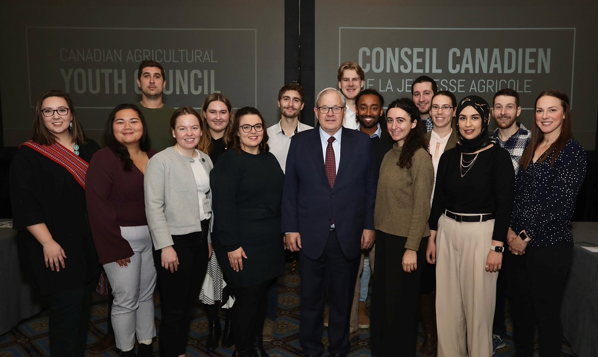 L_MacAulay's tweet photo. Great to meet with the Canadian Agricultural Youth Council. I’m always impressed by the level of passion and care that young people have for agriculture, and preparing the sector for the future. https://t.co/tJatr2QVOR