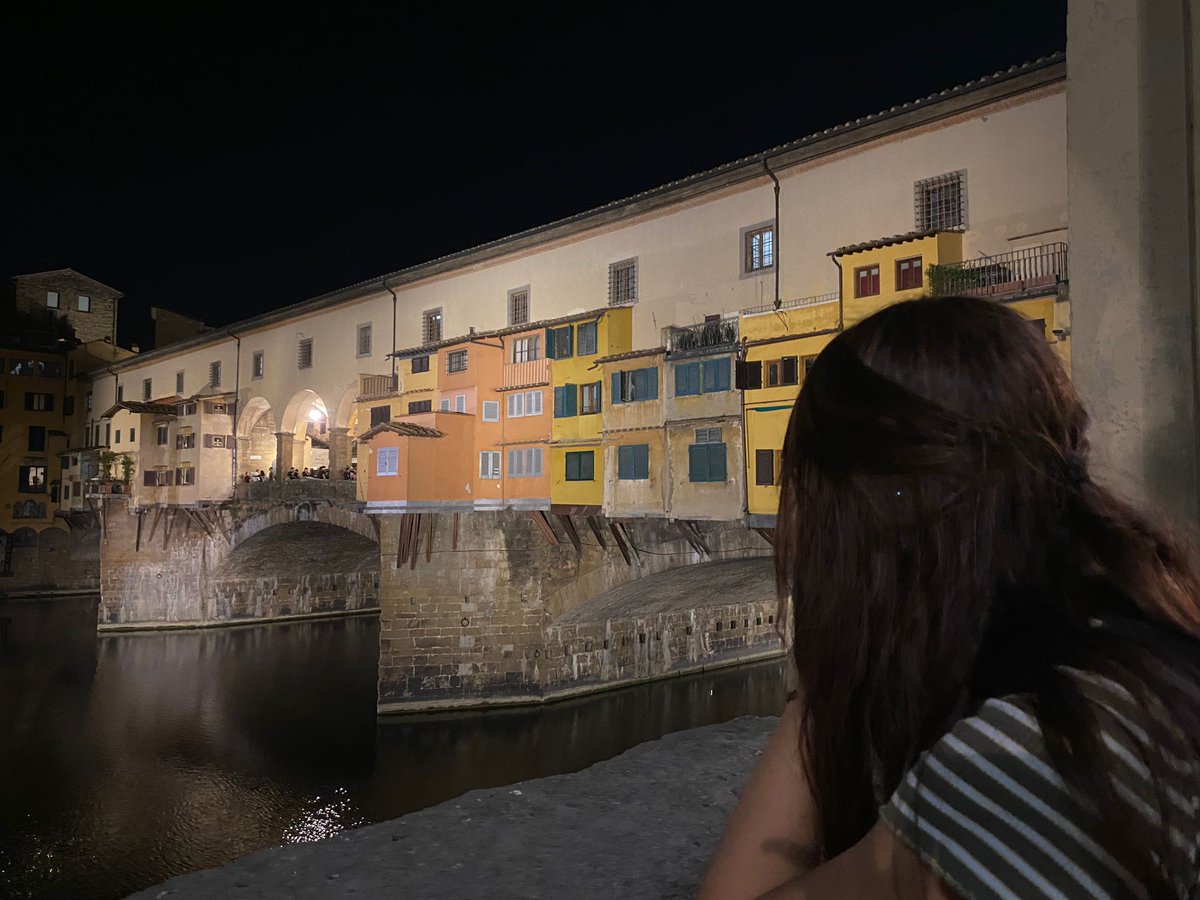 herecomestheva's tweet photo. todos los días pensando en florencia y en lo bonita que es https://t.co/PGU4DtCZsv