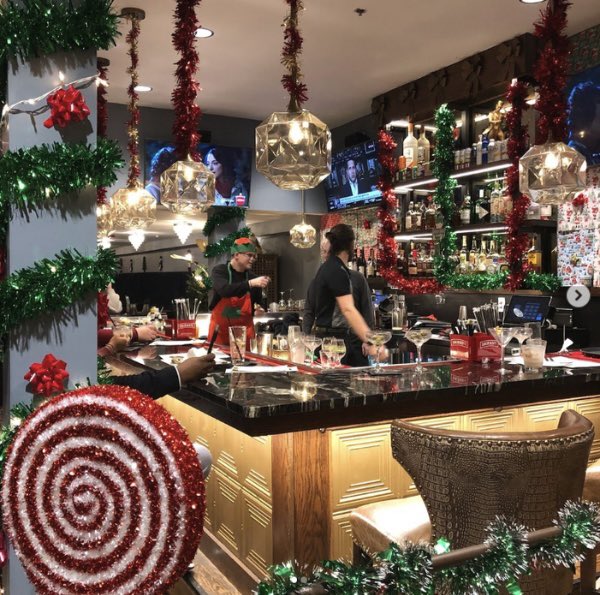 mainstcolasc's tweet photo. This month’s #MainStColaSC e-newsletter features new partnerships, upgrades to public art installations, an extensive list of holiday events around the district & so much more! 🎄
👉 Get all the details here: https://t.co/IR9XGsenxP
Photo via @thevenuesc https://t.co/Epn4yhDcI2