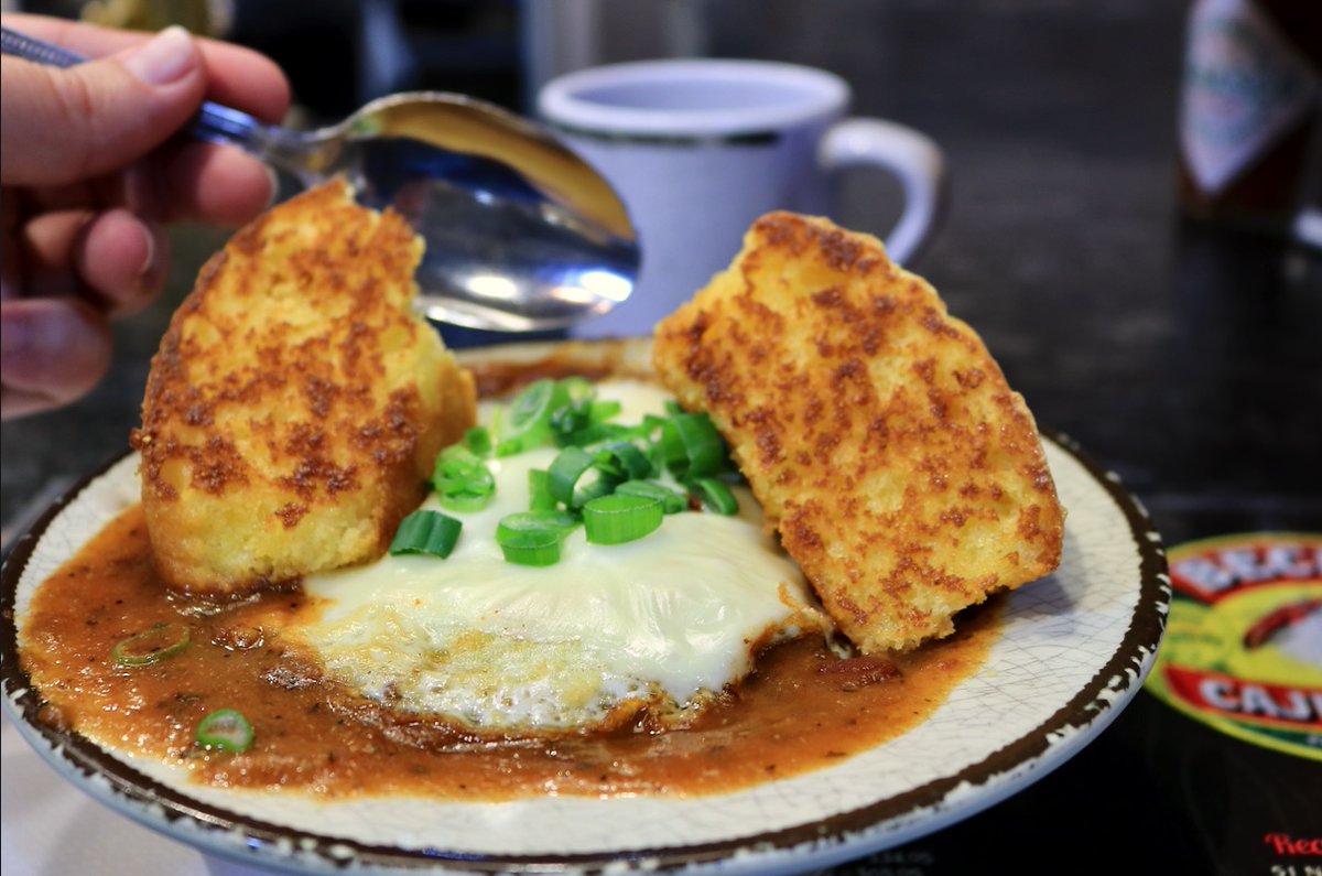 BecksCajunCafe's tweet photo. What jump starts the weekend right? Not having to cook.
#BourbonStreet #Breakfast #RedBeansandRice #FriedEgg #Cheese #GrilledCornBread #Philly #PhillyBreakfast #PhillyEats @RdgTerminalMkt https://t.co/Mt6Y6xMfdA