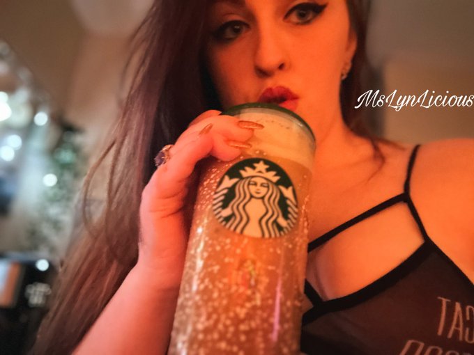 Babe! your pumpkin spice twatte is ready! https://t.co/Wzb3xkit7g<a href="/tag/book"class="tags"><span>#book</span></a><a href="/tag/booklover"class="tags"><span>#booklover</span></a><a href="/tag/bookworm"class="tags"><span>#bookworm</span></a><a href="/tag/fae"class="tags"><span>#fae</span></a><a href="/tag/bookaddict"class="tags"><span>#bookaddict</span></a>