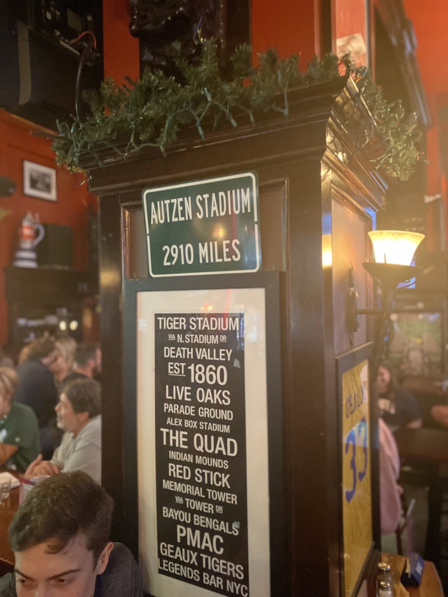 New York Ducks - UO Alumni Association tweet media