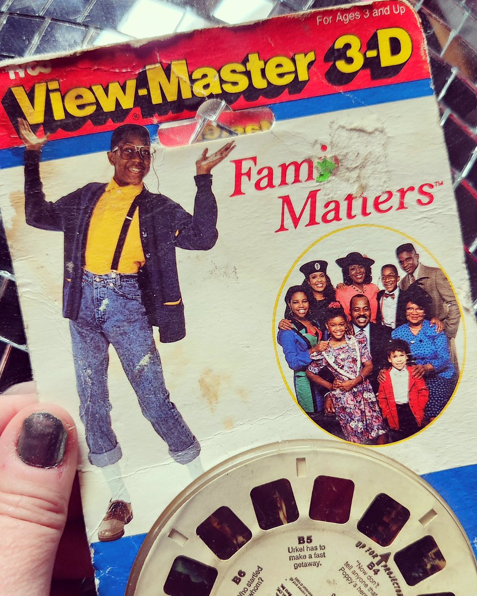 hilary_hildo13's tweet image. Score 💙 #familymatters #viewmaster #urkel #90s #tyco
