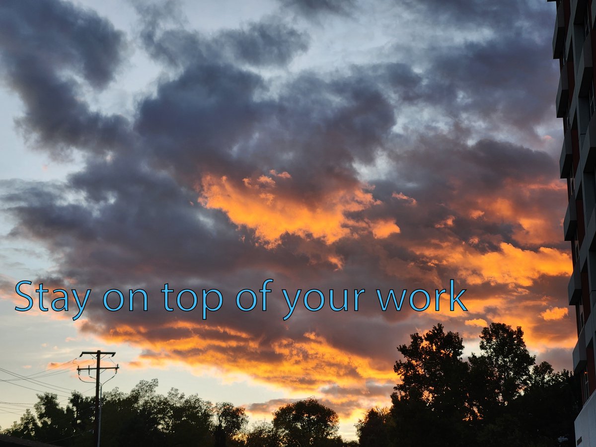 SamuelJour108's tweet photo. Don't be fooled, just because the class is intro level doesn't mean you shouldn't stay on top of your #work. Never wait for the last second to do turn things in! #RSJ108 @marrygoli https://t.co/0WmtbNqck3