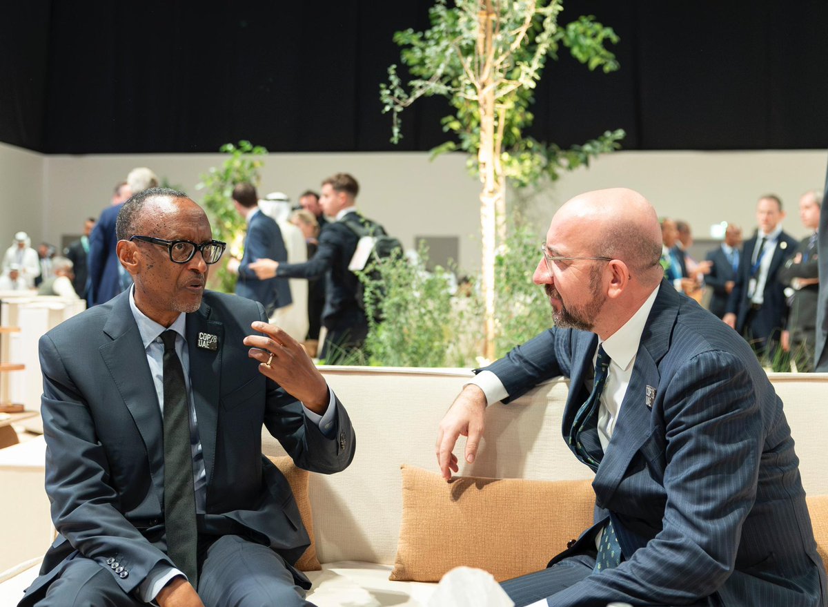 UrugwiroVillage's tweet photo. On the sidelines of #COP28, President Kagame exchanged with various leaders including UK Prime Minister Rishi Sunak @RishiSunak, President of Togo Faure Gnassingbé, Gabon’s Transitional President General Brice Oligui Nguema, and President of the European Council Charles Michel @CharlesMichel