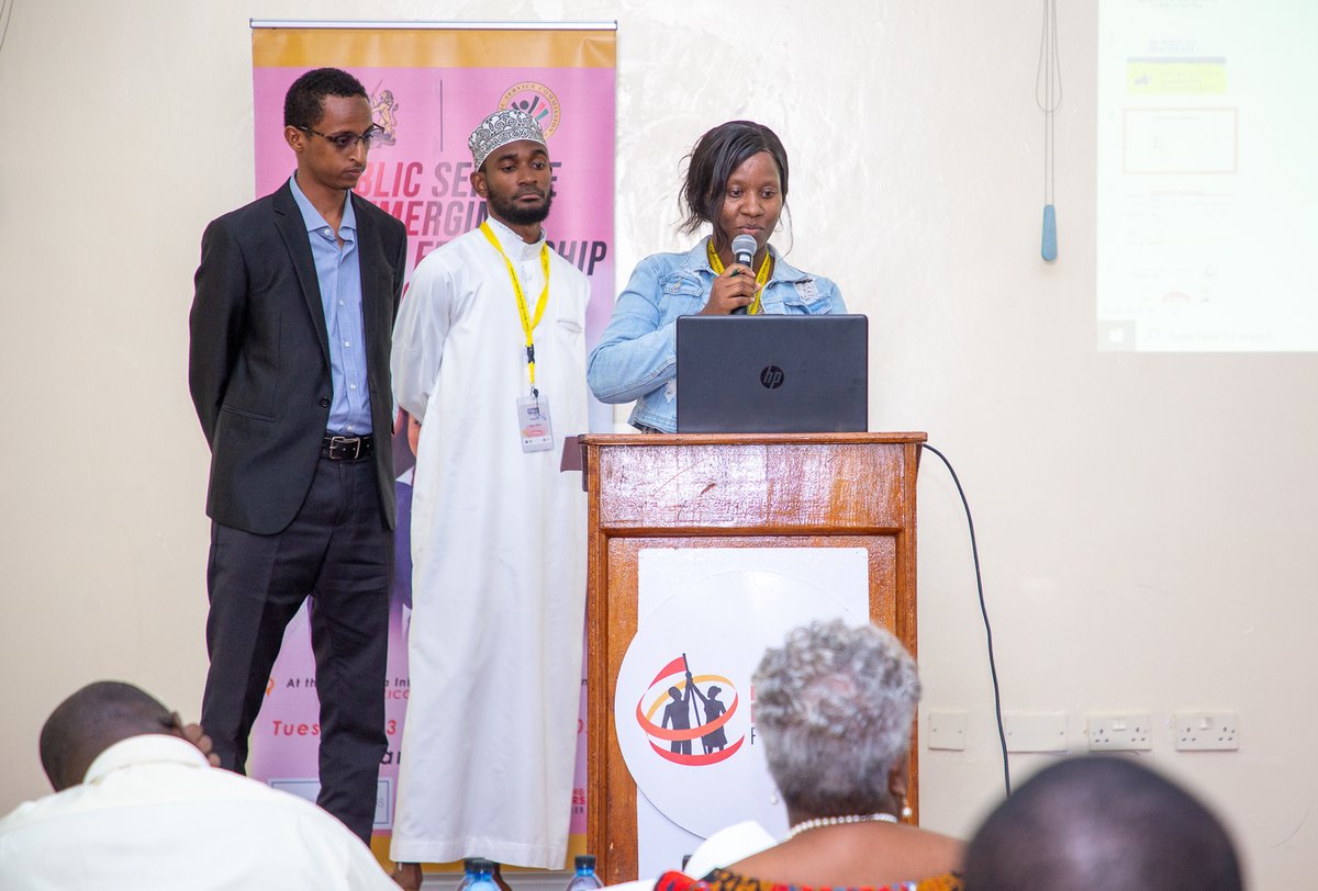 elfafrica1's tweet image. Wrapping Up #PSELFWeek 🏁

Our Fellows shined today, sharing their Capstone work with policy experts. Their projects aren&apos;t just academic—they&apos;re templates for sustainable governance, proving innovation and new viewpoints are key to transforming public service. #ELFImpact