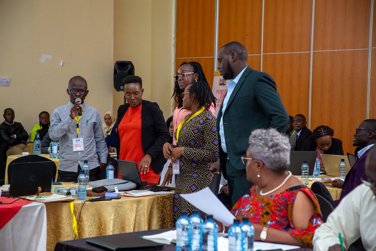 elfafrica1's tweet image. Wrapping Up #PSELFWeek 🏁

Our Fellows shined today, sharing their Capstone work with policy experts. Their projects aren&apos;t just academic—they&apos;re templates for sustainable governance, proving innovation and new viewpoints are key to transforming public service. #ELFImpact