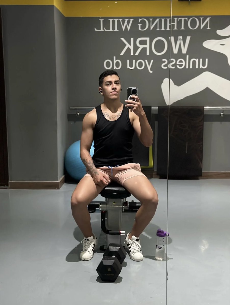 Sebastian_MNZ's tweet photo. Dandole al gym 💪🏼💪🏼
@EventosGayMed @Medellingrindr1 https://t.co/XZ3rPP1GYT