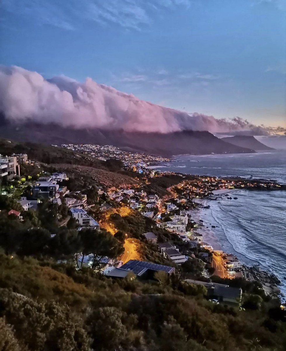 The Rock Viewpoint, Cape Town🇿🇦

@CapeTown @CityofCT @CapeTownSquad @CapeTownEtc @CapeTownTourism