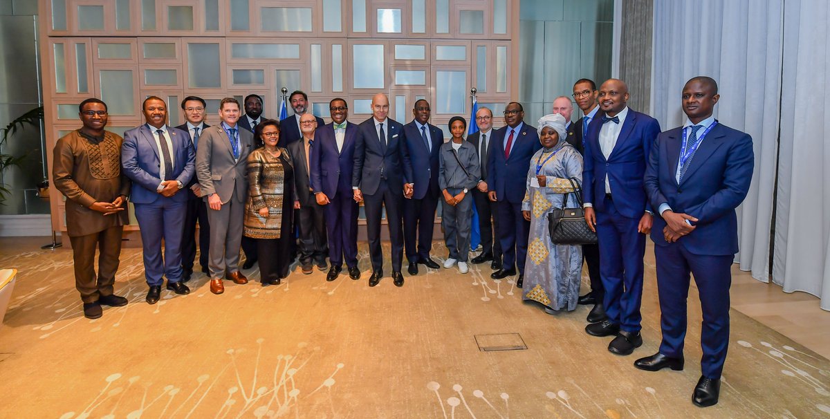 Prof_PatrickV's tweet photo. Grateful for the bold leadership of H.E. @Macky_Sall, President of Senegal and Board Member of @GCAdaptation, in calling on development partners to deliver the vital 2025 adaptation finance doubling target at #COP28. Indeed, together we will make this century Africa's century. https://t.co/gTD8ZexzNj