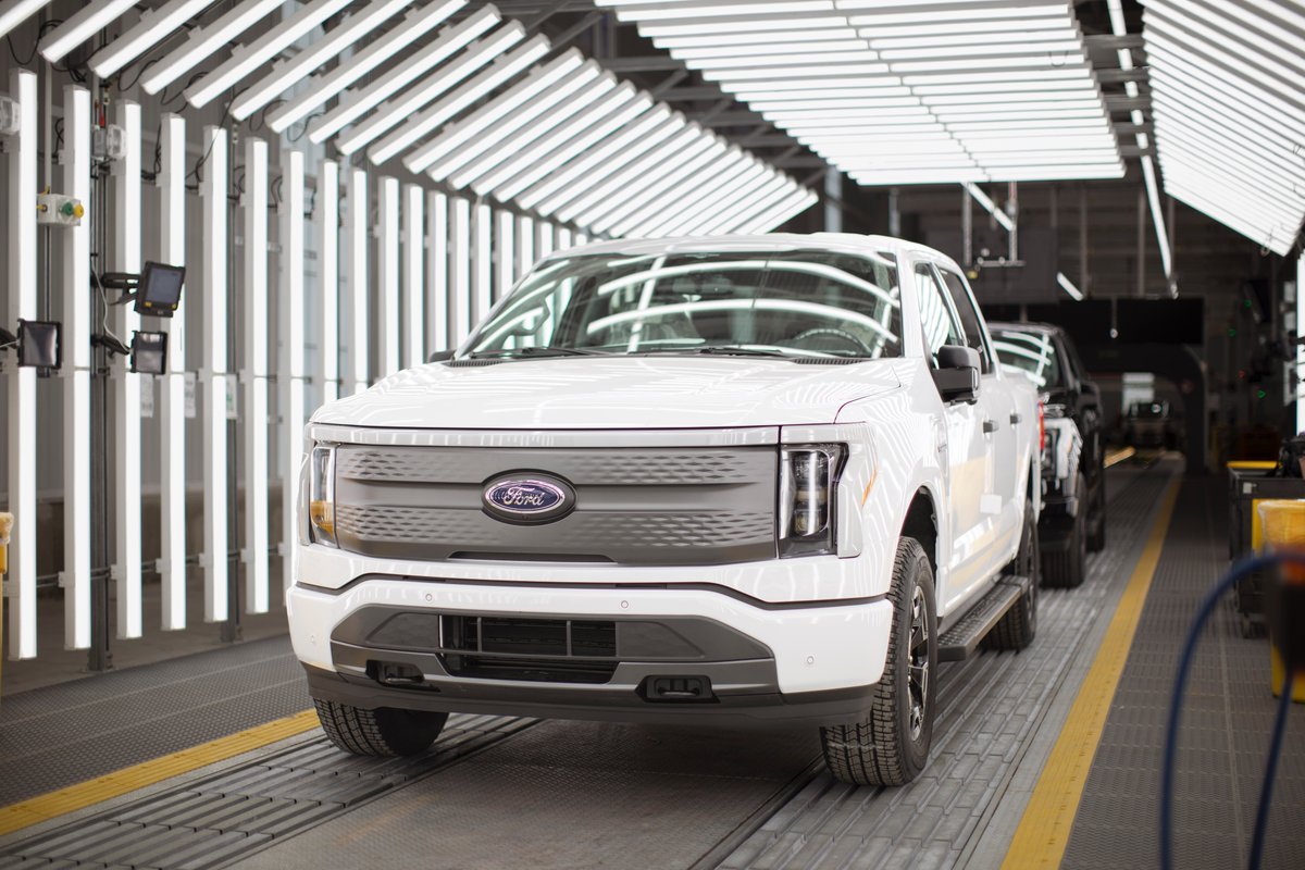 In October, @Ford had a record month for F-150 Lightning sales. We just broke another record with November being our best-ever sales month for Lightning with nearly 4,400 EV trucks – over 100% increase from last year! More EV sales news on Monday.
