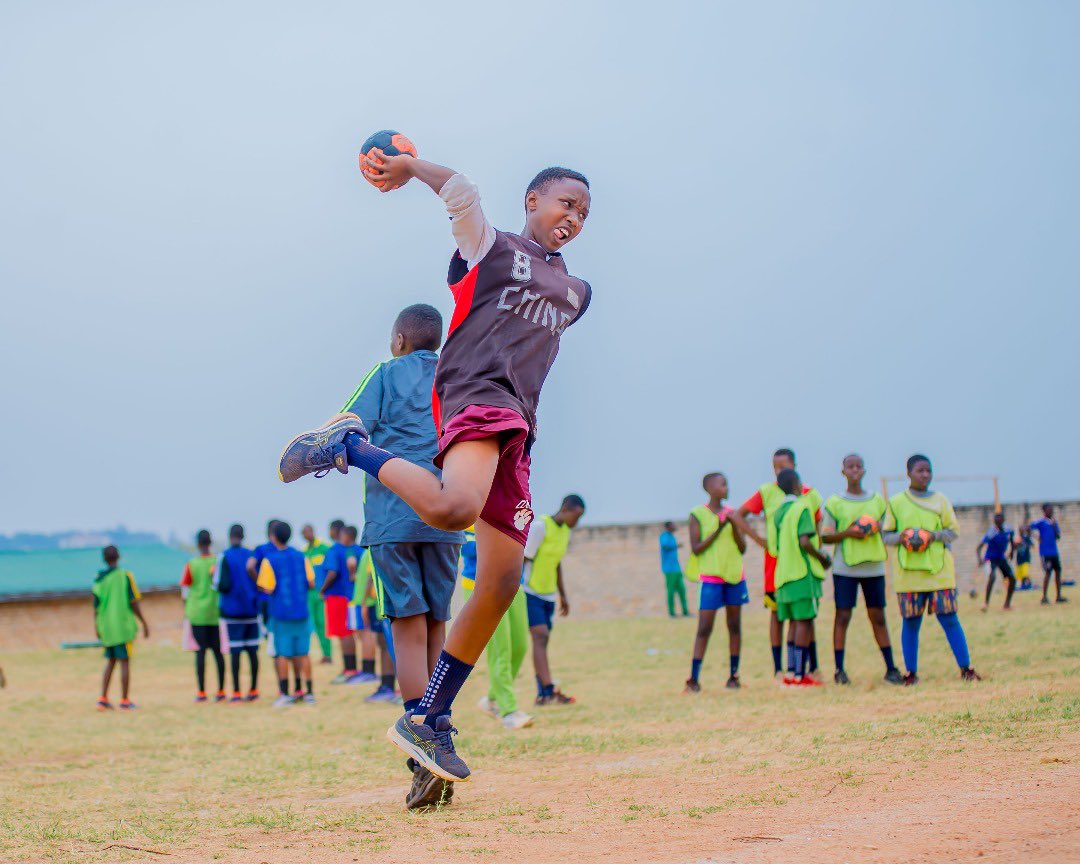 imfuraluc01's tweet image. #NationalTalentDay2023

I Huye ku munsi w’ejo no ku cyumweru Hateganyijwe igikorwa cy’Inyamibwa… 

2- 3/12/2023,

Ni igikorwa cya National Talent Day cyateguwe na @Rwanda_Sports ku bufatanye na Agence Française de Dévéloppement @AFD_France muri gahunda ya #IsongaProgram,…