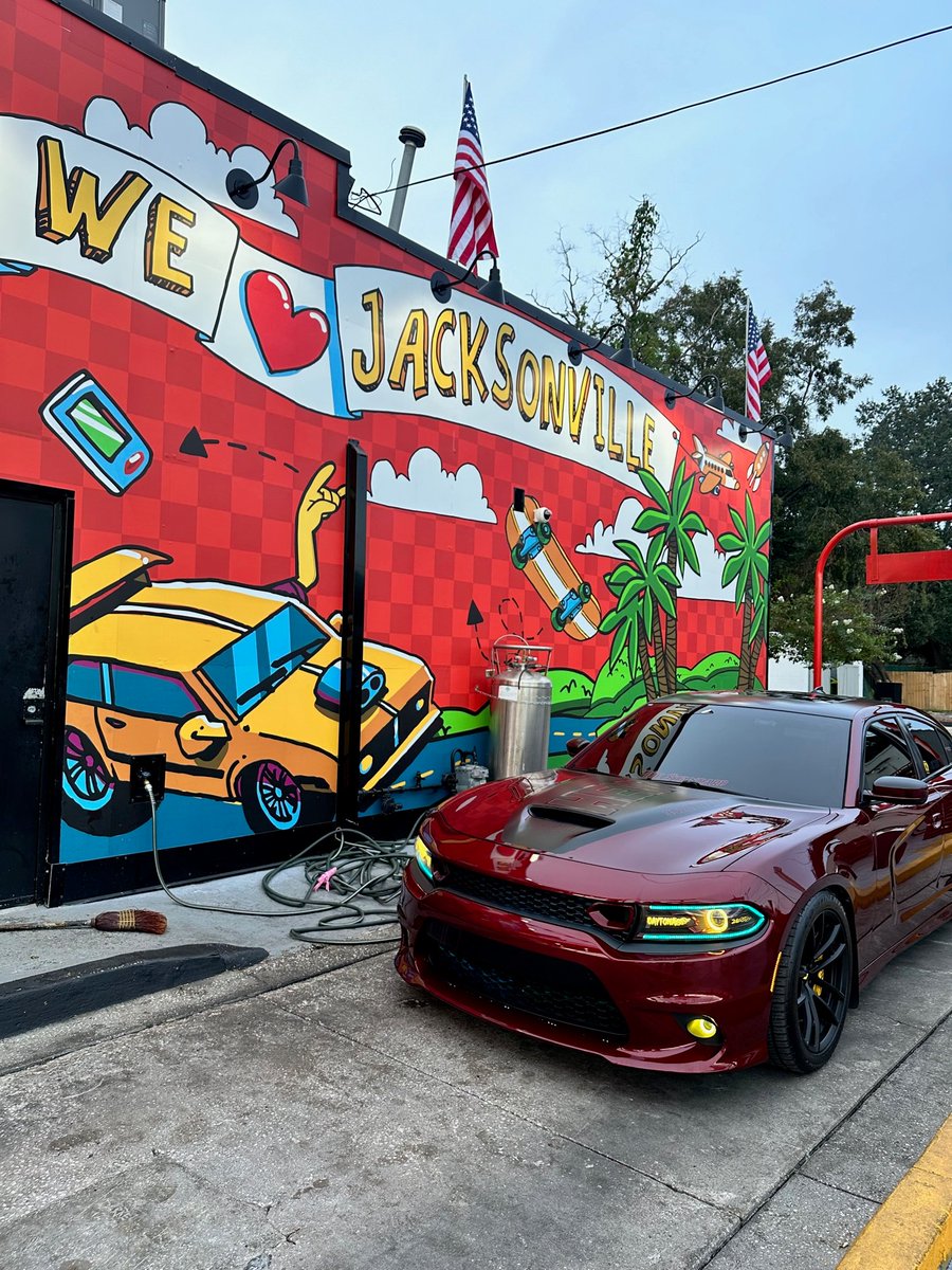 octanered392's tweet photo. #FridayVibe What's good my #moparfam?
#frontendfriday #FridayMotivation #octanered392 https://t.co/X2D0sjrQO3