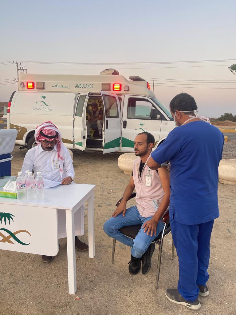 WajehHealth's tweet photo. قام مركز صحي النهضة بالوجه بتفعيل حمله الانفلونزا الموسمية بمنتزه زاعم وذالك من خلال اعضاء الفريق الصحي بالمركز الممرض سليمان عوض الرشيدي و مراقب الوبائيات إبراهيم محمد الغبان  بمتابعة مدير المركز الاستاذ  نواف مصيليح البلوي https://t.co/BvFZSHgsoP
