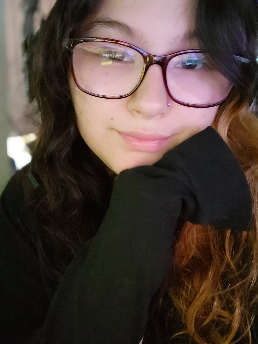 ah_its_e's tweet photo. Live on Twitch now playing Caliber! Come in! #TwitchStreamers #twitchaffiliate #calibergame #twitch #twitchstreaming #girlgamer https://t.co/Jr42enFWNp https://t.co/VXvEqIbc5o