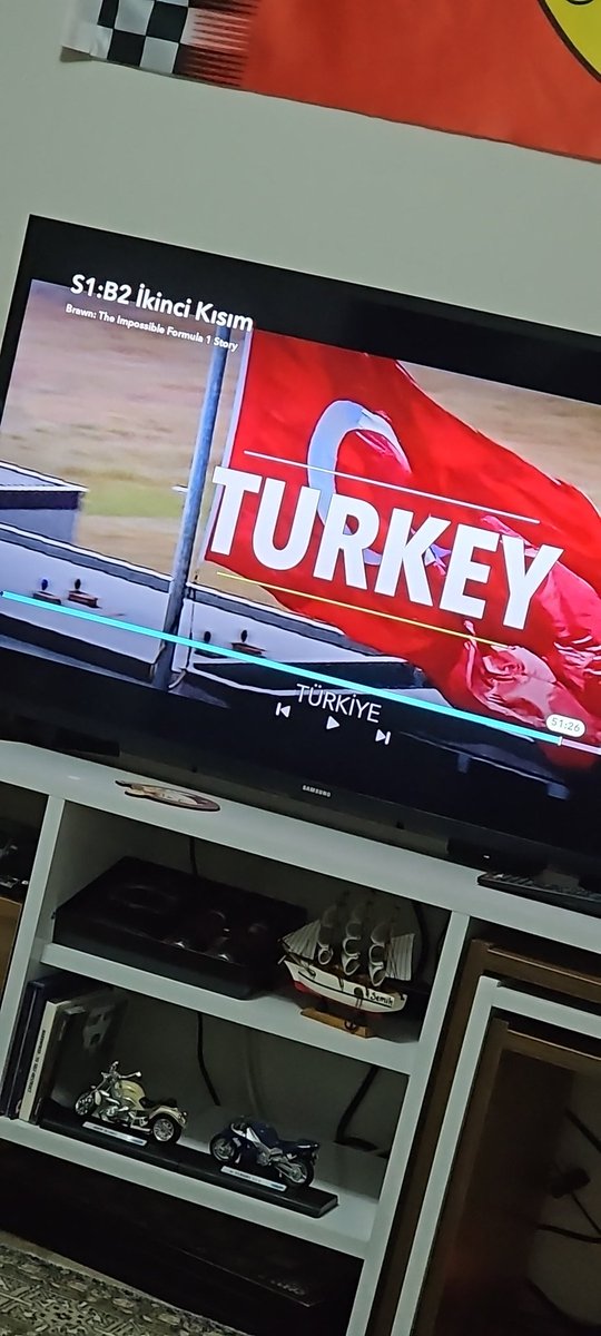 Şu günlerin bitmesinde parmağı olan herkesin .......