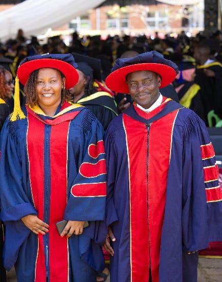 ptason's tweet photo. From Diploma Clinical Medicine through BSc. in Clinical Medicine to PhD anatomy. Dr. James Mwangi Kanyoni and Dr. Ann, you have done us proud.

You have inspired all of us to pursue excellence in Clinical Medicine.

The profession is proud of you. Hongera @KCOA_Official https://t.co/I5eBnAwhra