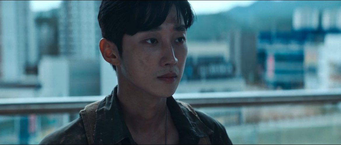 ljscentric's tweet photo. jung jinyoung as park chanyoung in #SweetHome2 
스위트홈2 (2023) — a scene stealer https://t.co/vFetFnwvSZ