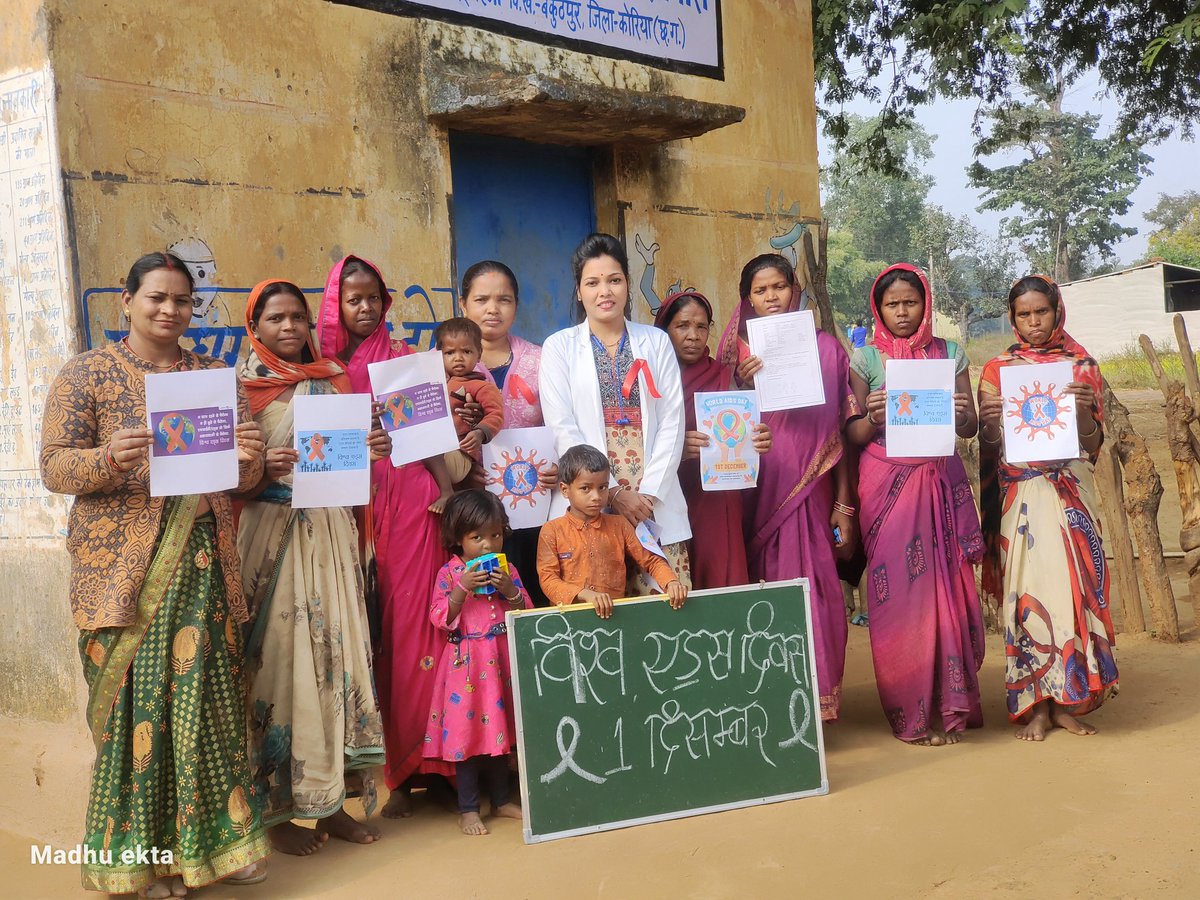 NISHTHA_CPHC's tweet image. #Knowledge is power! On #WorldAIDSDay, our #CommunityHealthOfficers in #Saraigahana, Dist. Korea, #Chhattisgarh, stepped up to #educate and empower the #community about the #prevention, causes, and treatment of #AIDS. 
@AyushmanHWCs @HealthCgGov @Jhpiego @MoHFW_INDIA