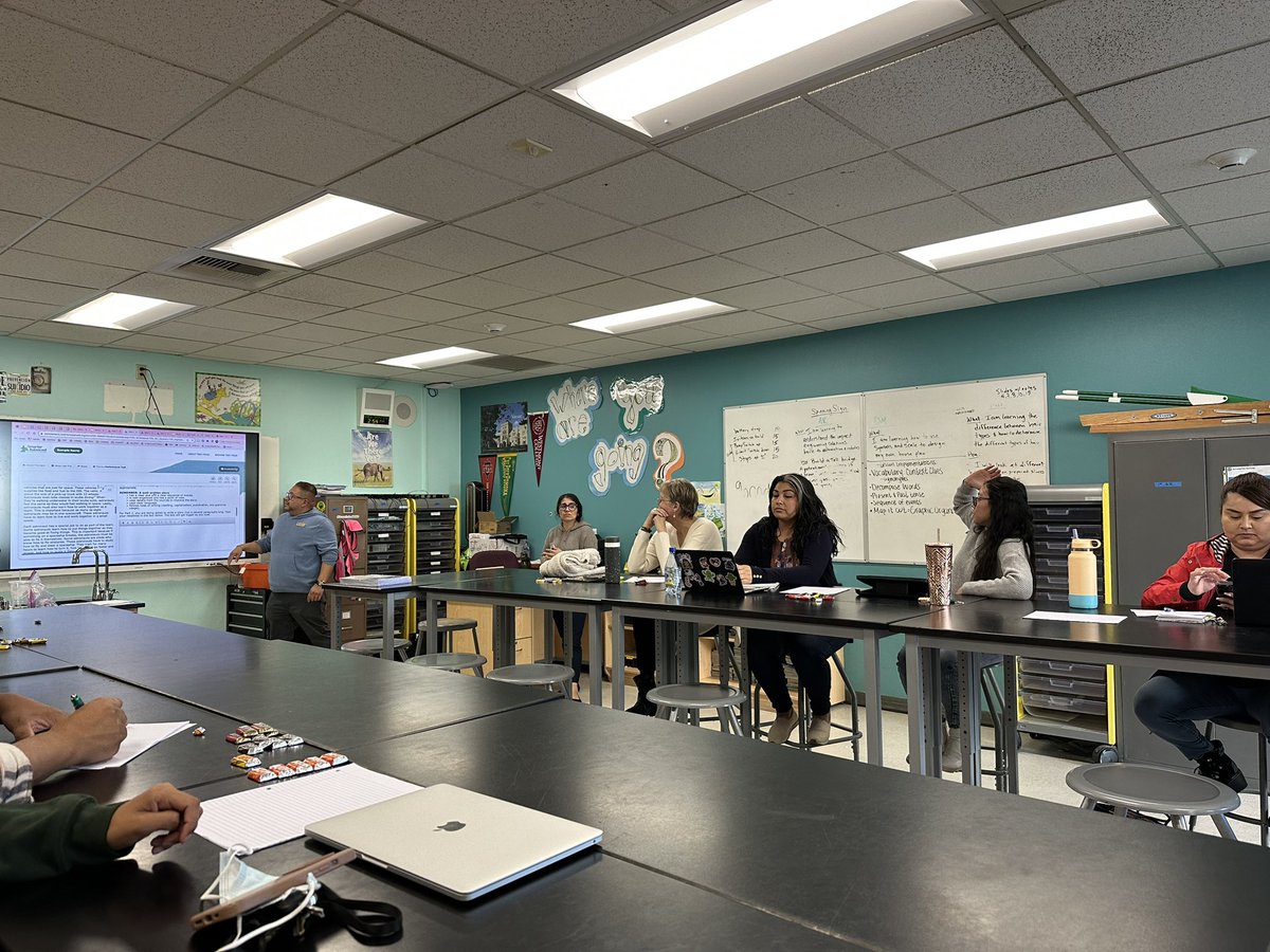 GUSD embraces continuous learning with powerful PD!!! This week we focused on developing proficient writers!!!📝👏🏽💚 #AllMeansAll <a href="/lorenalopez0210/">Lorena M.</a> <a href="/aqgillespie/">Adria Gillespie</a> <a href="/jackyvale18/">Jacky-GUSD District ECE Coach.</a> <a href="/mrmercado674/">Emanuel</a> <a href="/mrsmaribelbarba/">Maribel Barba</a> <a href="/verodher/">Veronica D. Hernandez</a> <a href="/ShelleySTEM/">Shelley Duttarer</a> <a href="/zjgalvan/">Dr. Zandra Jo Galván 🩷</a> <a href="/MAAndrade3077/">Martha Andrade</a>