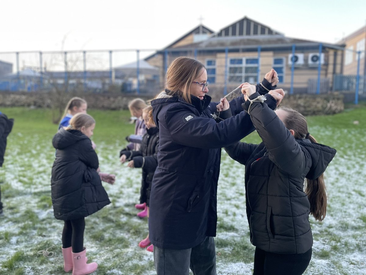 stjosephskly's tweet photo. A chilly after school “Go Wild” club. Getting out of “handcuffs” making their own Polish Lavuu tent and finished off creating a wooden Christmas tree decoration. #SJKoutdoorlearning @GoWildOutdoors @bcw_cat #funfilledfriday #TeamWorkMakesTheDreamWork https://t.co/s5YPmjR5IX