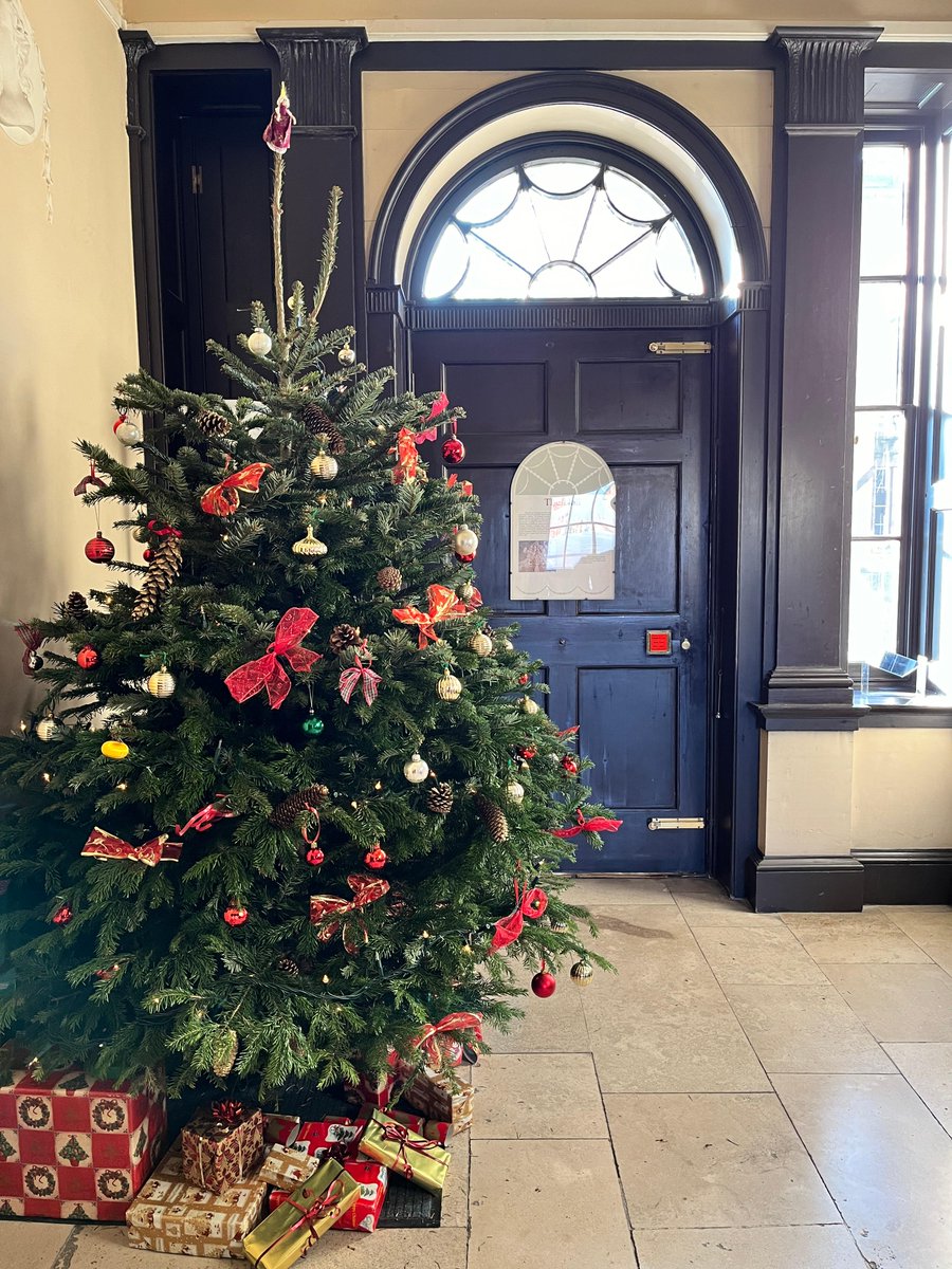 Pickford's House tweet media