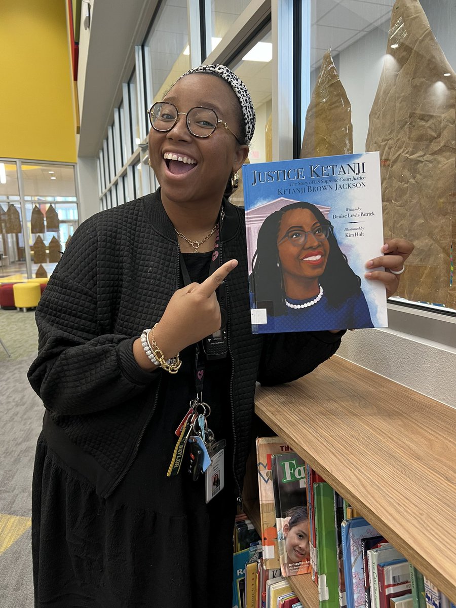 Linsey Taylor tweet media